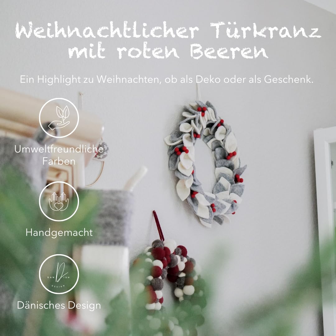 Én Gry & Sif Türkranz graue, weiße Blätter mit roten Beeren, Durchmesser 30cm, handmade, fairtrade, scandi, Deko-Highlight Weihnachtskranz