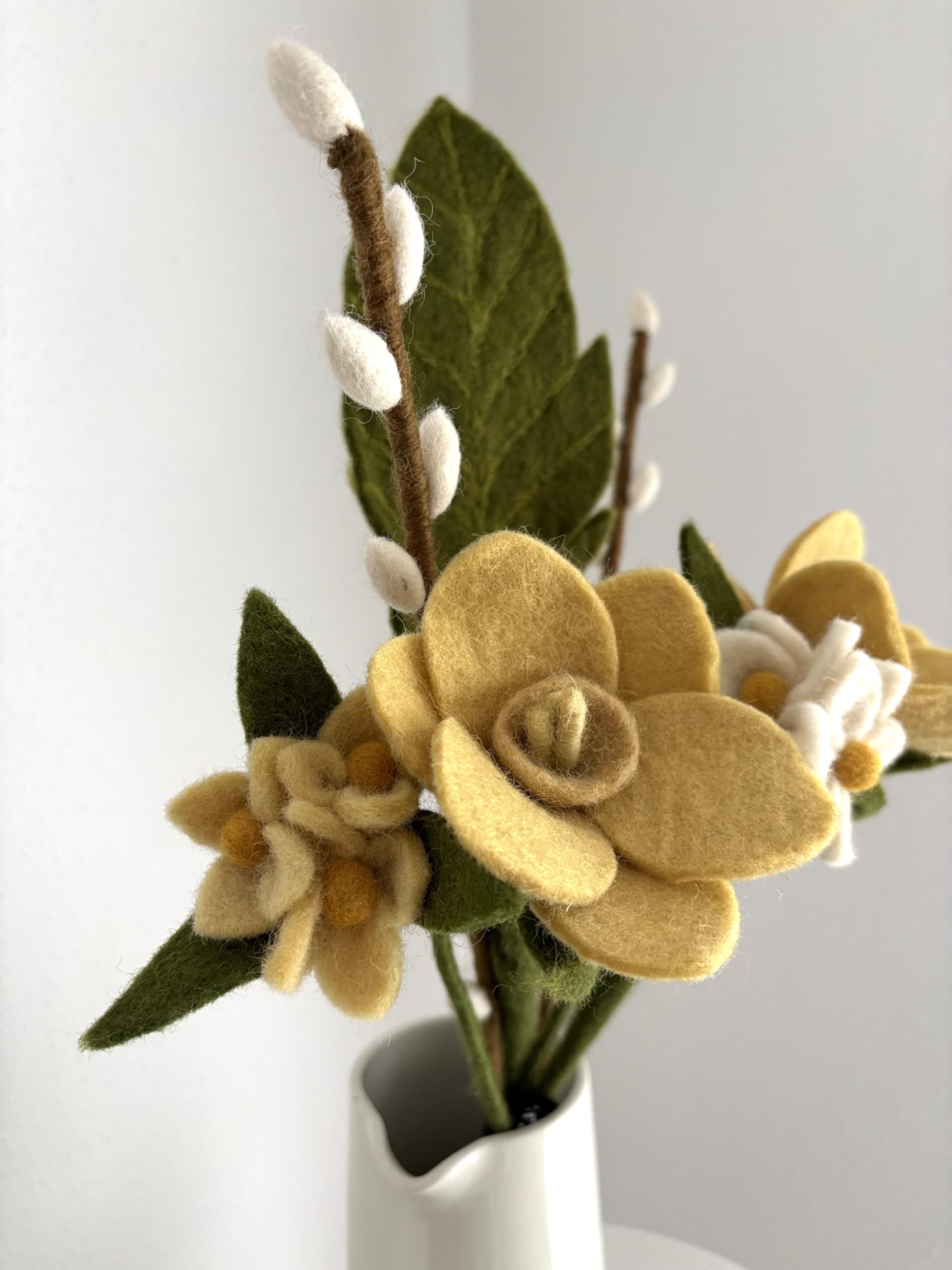 Én Gry & Sif große oder kleine Filz Osterglocke/Blumenstrauß - Filzblumen - Ostern - Frühling (gemischter Strauß)