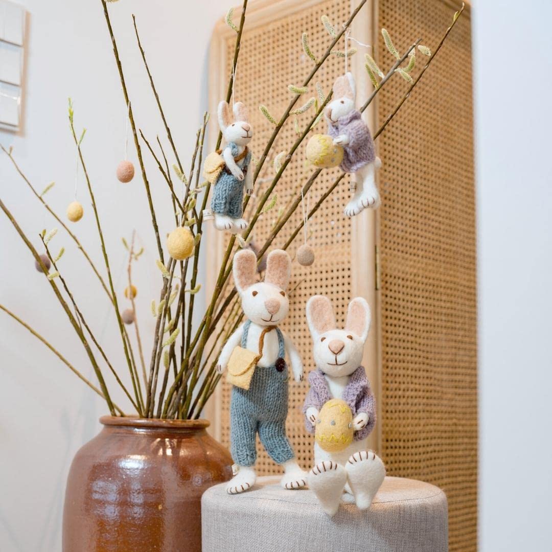 Gry & SIF Osterhasen Figuren groß zum Hinstellen, aufwenidge Handarbeit mit vielen Details, Fairtrade, Osterdeko aus Filz