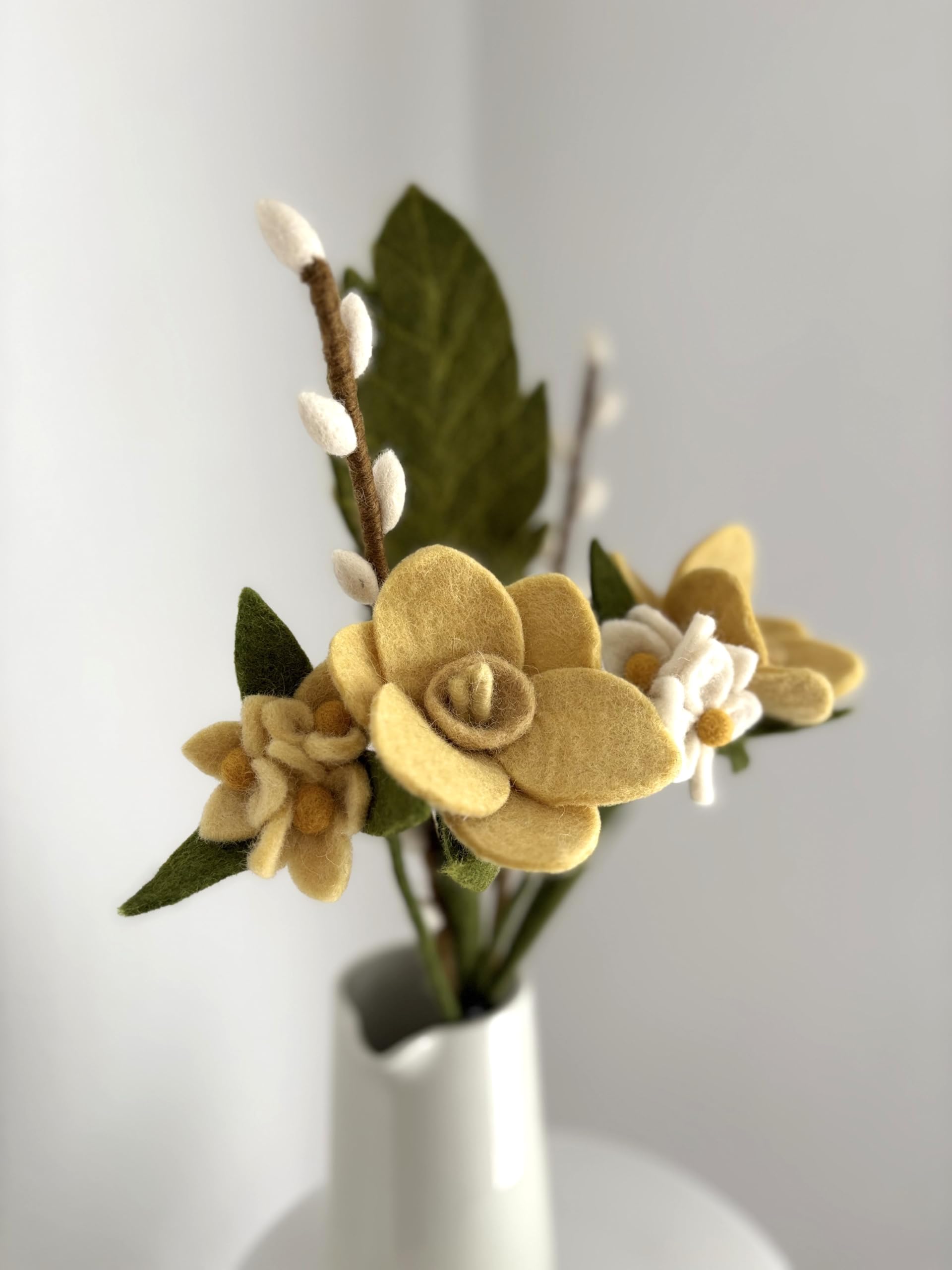 Én Gry & Sif große oder kleine Filz Osterglocke/Blumenstrauß - Filzblumen - Ostern - Frühling (gemischter Strauß)